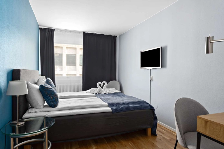 Double Standard Palm Tree Hotel BW