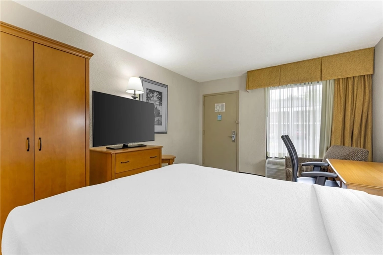Double Bed
