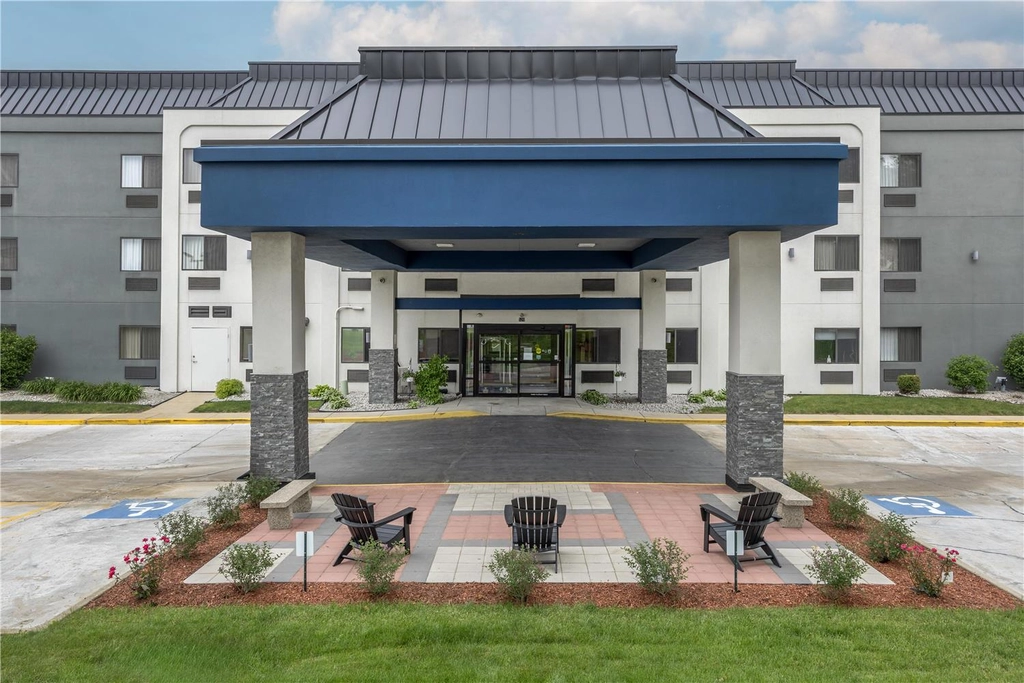 BW Exterior