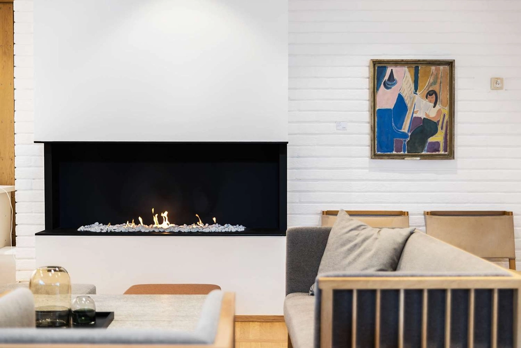 Lounge area details