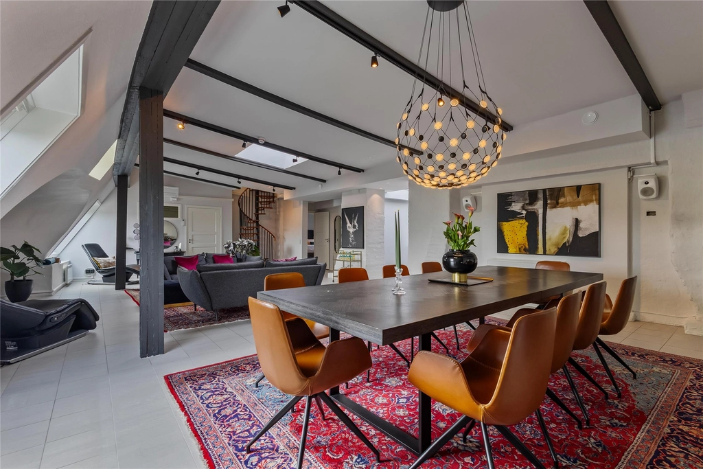 Penthouse Onyxen