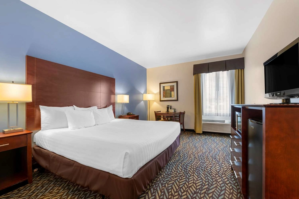 king room - accessible