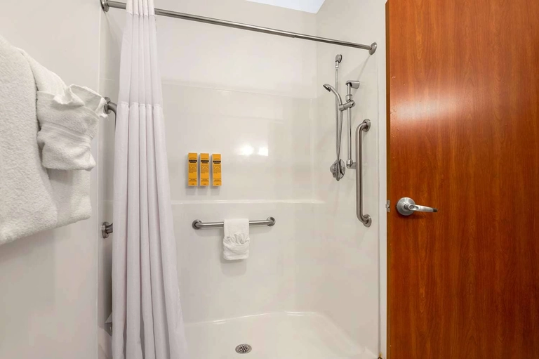 king room - accessible