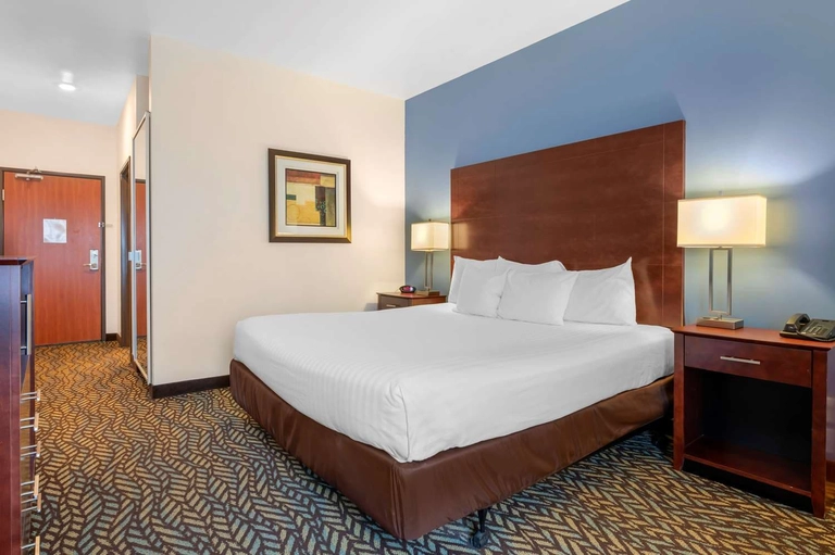 king room - accessible