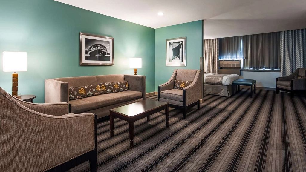 Premium King Suite