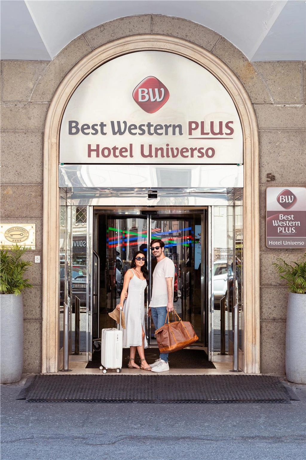 Entrance of Best Western Plus Hotel Universo
