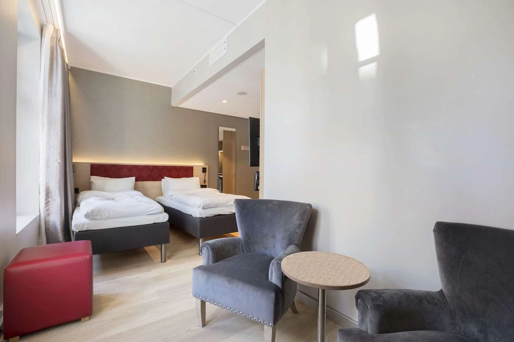 Superior Twin Room