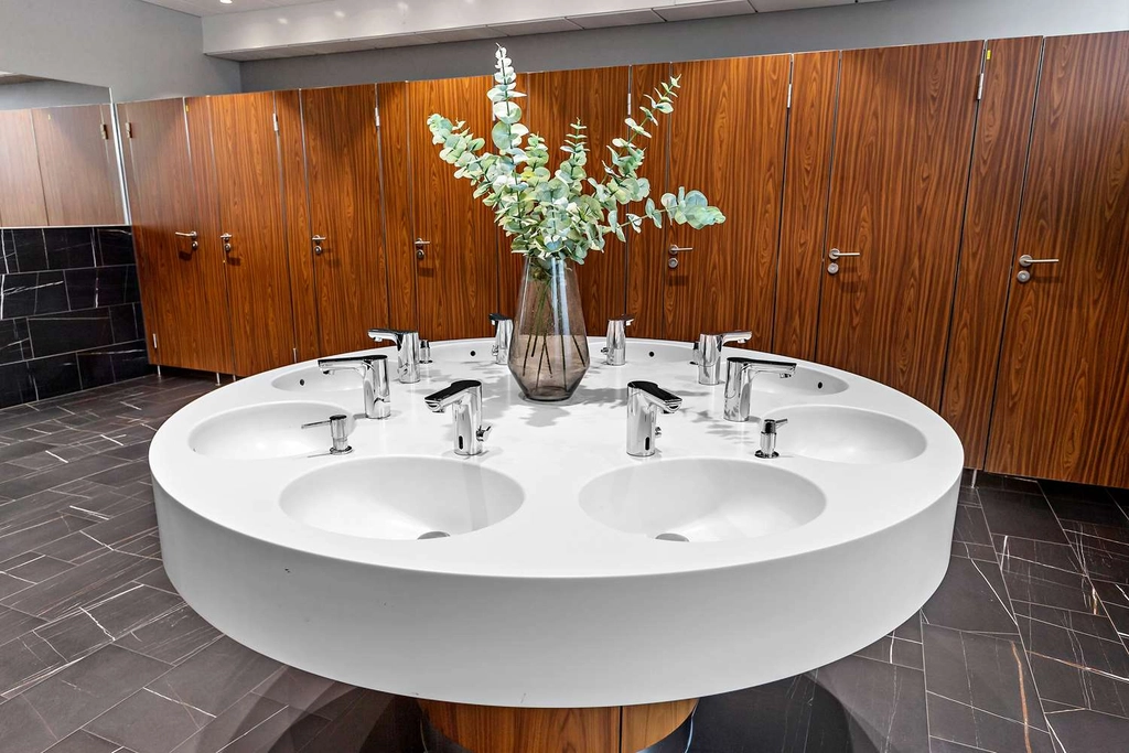 Bathroom BW Plus Hotell Savoy Lulea