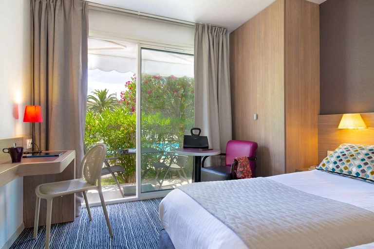 Twin bedded Room - Comfort - Pool side