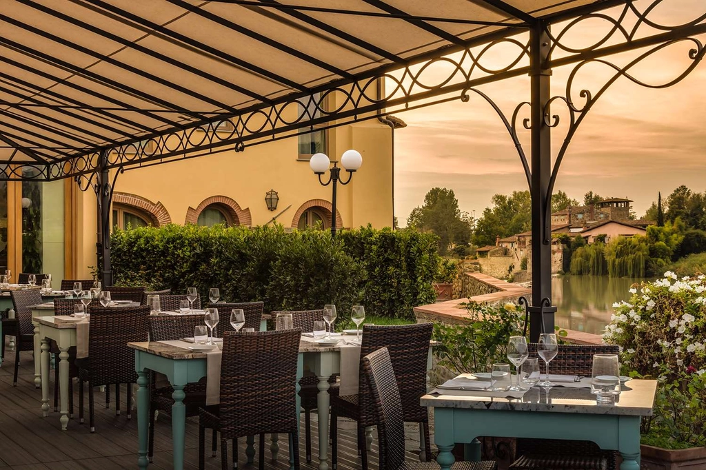 Outdoor area of the restaurant