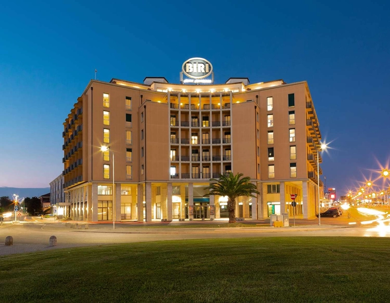 Hotel/Building