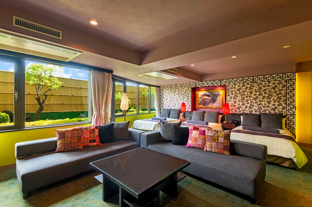 Dynasty Suite