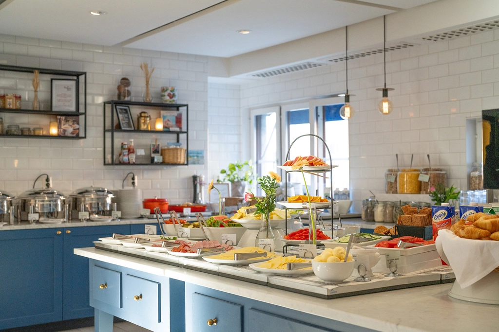 Best Western Park Astoria Breakfast Buffet