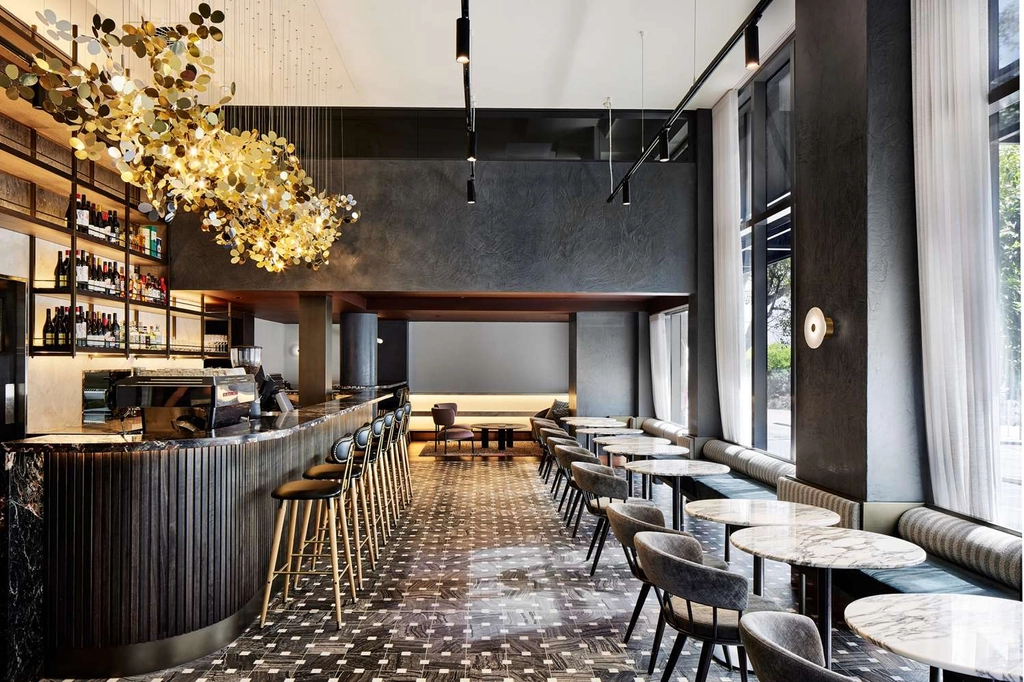 Aiden Darling Harbour Wayfarer s and dining by day