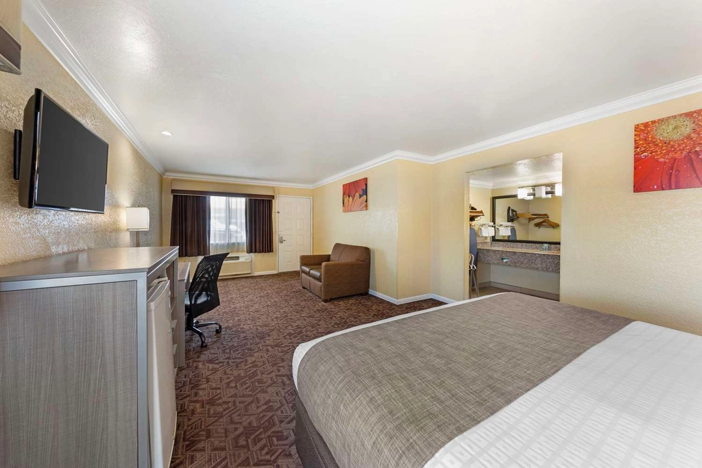ADA Queen Room