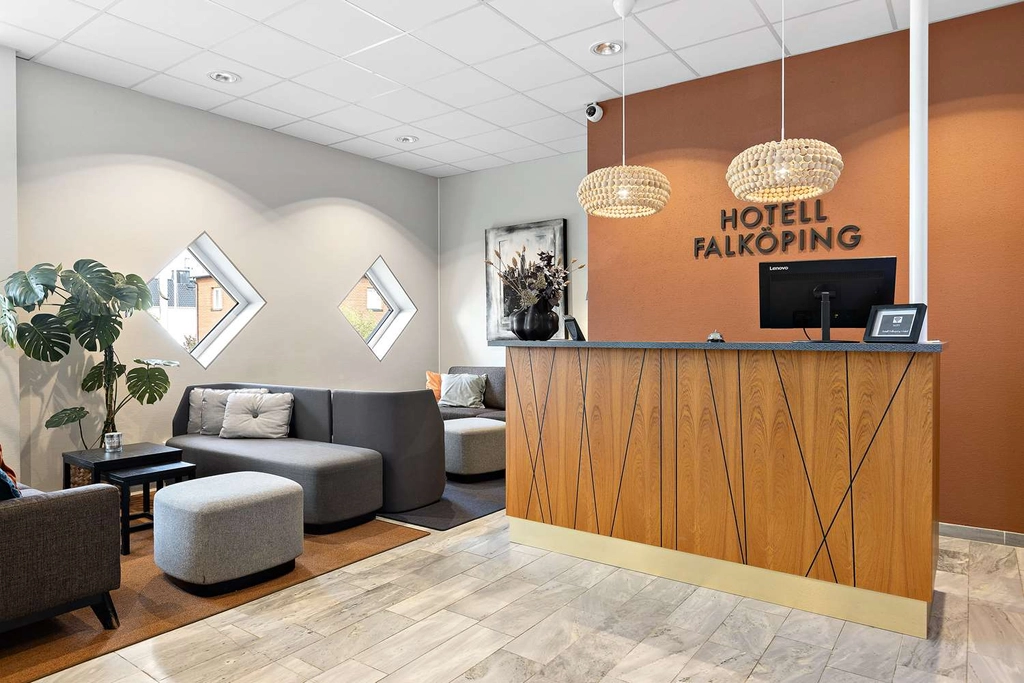 Hotel Falkoping reception lobby