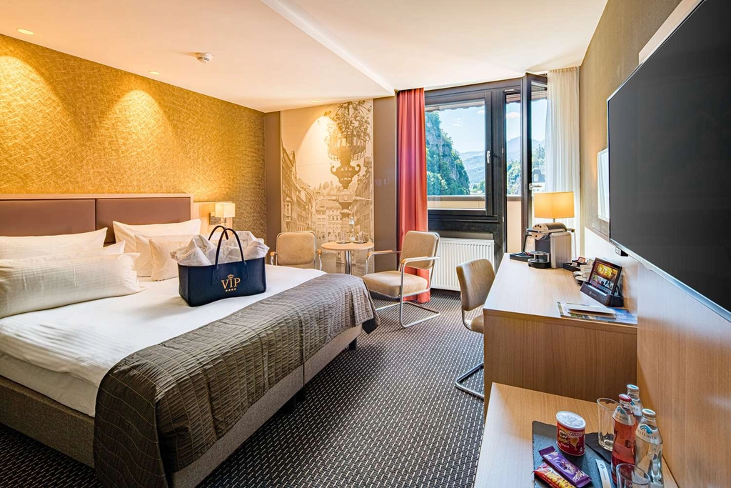 Guest room