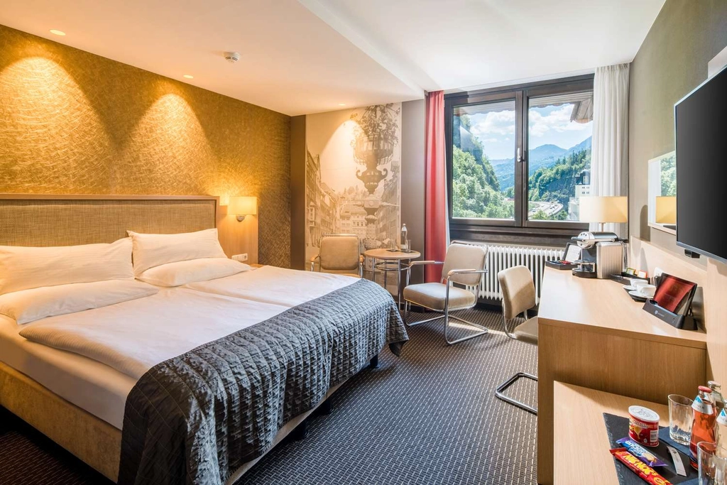 Guest room