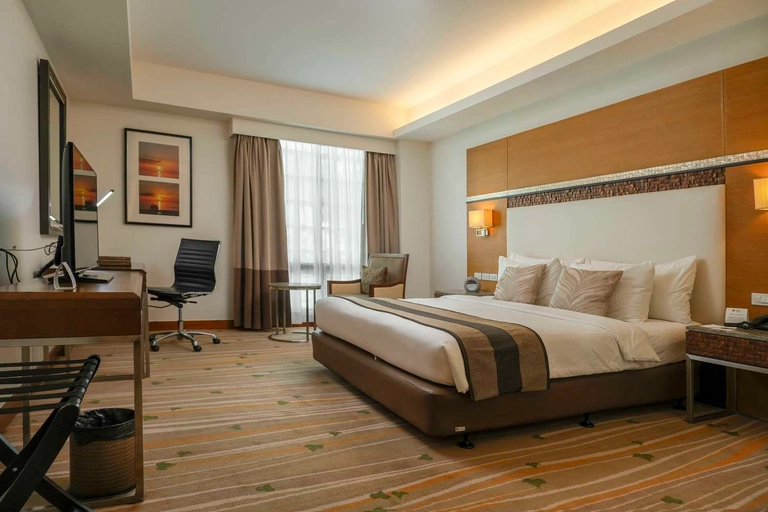 Premier Room