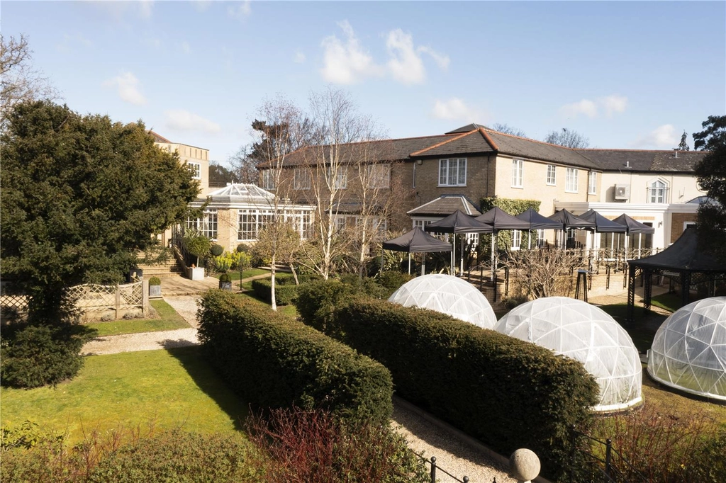 ivy hill hotel grounds and hotel