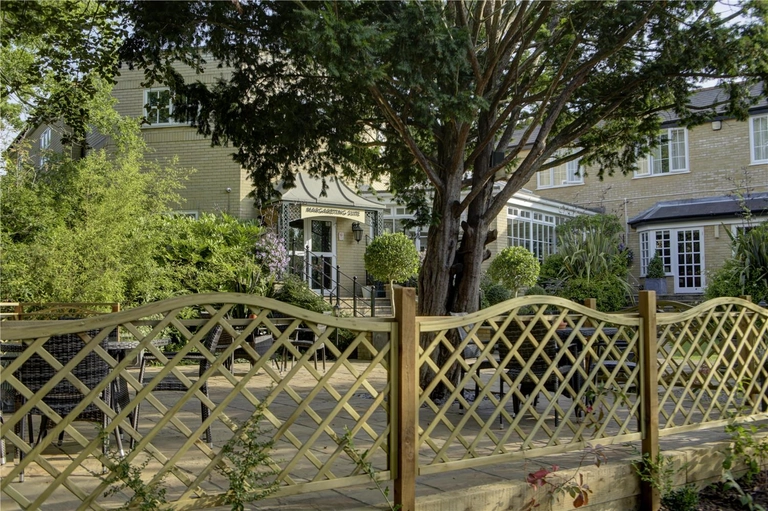 ivy hill hotel grounds and hotel