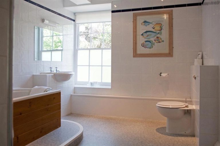Standard: Family Room