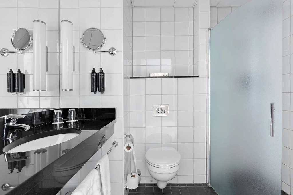 Bathroom BW Hammarby Sjostad