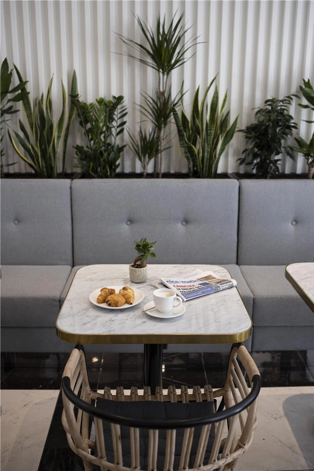 BWP Zone Bar Lobby