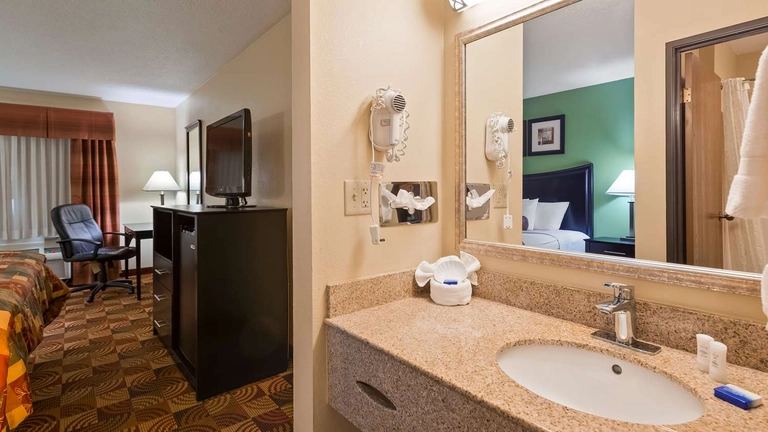 Guestroom