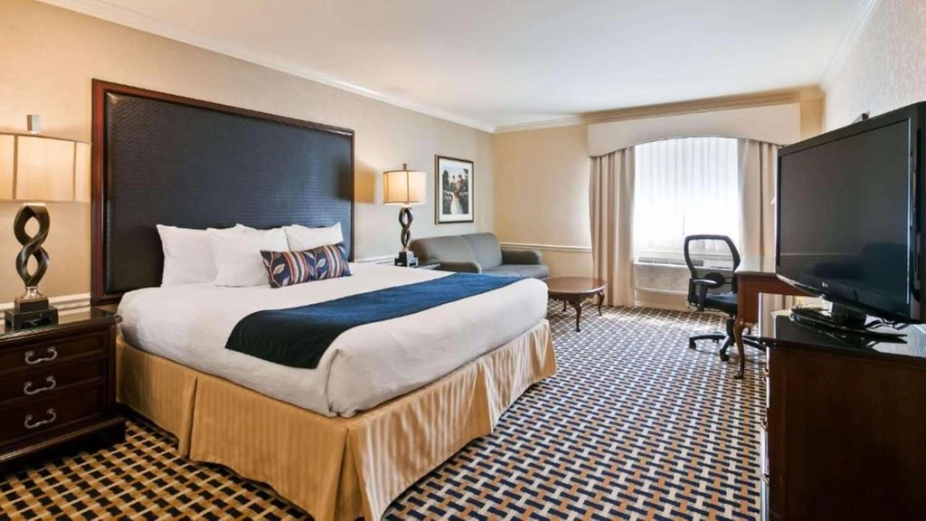 Guest room