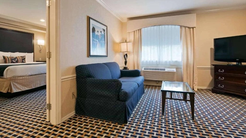Guest room