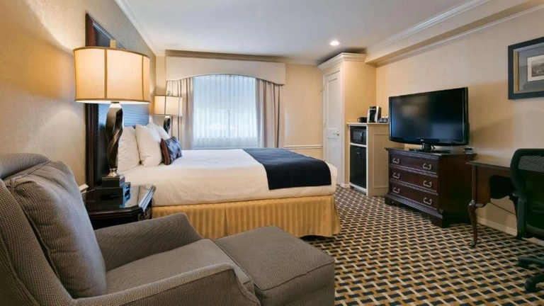 Guest room