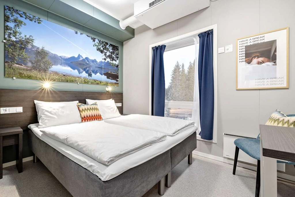 Double bed