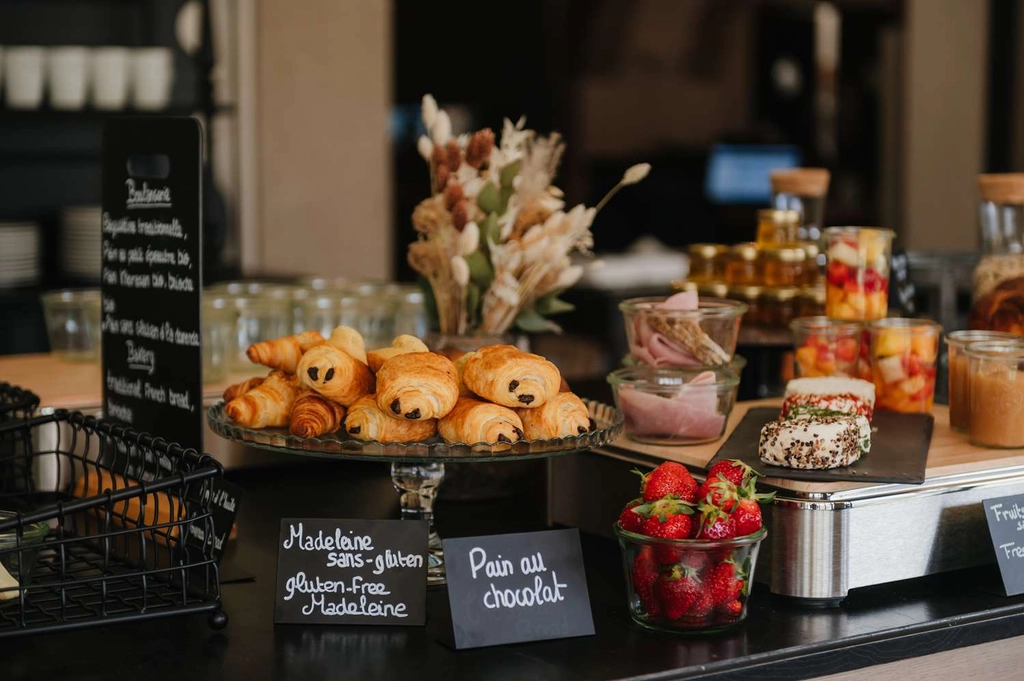 Buffet breakfast