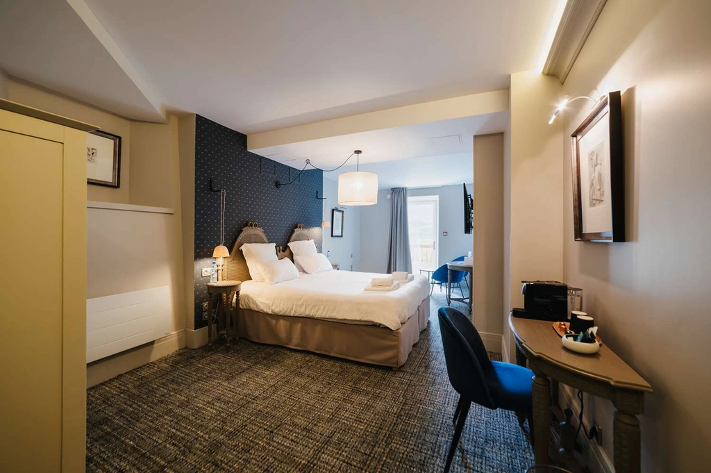 Superior room