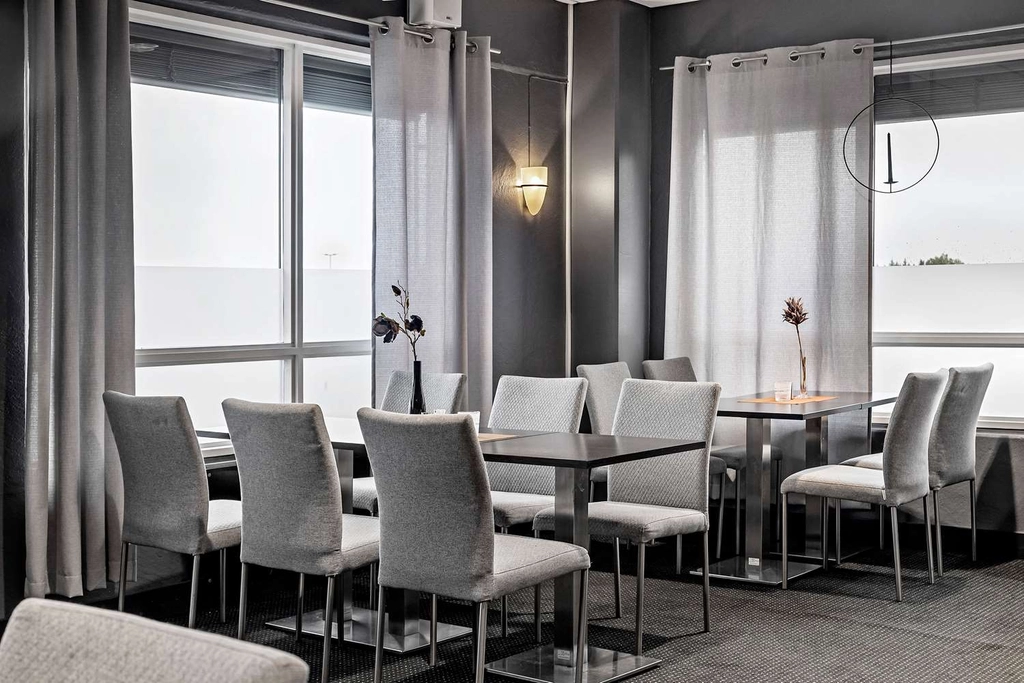Best Western Leto Arena breakfast area dining