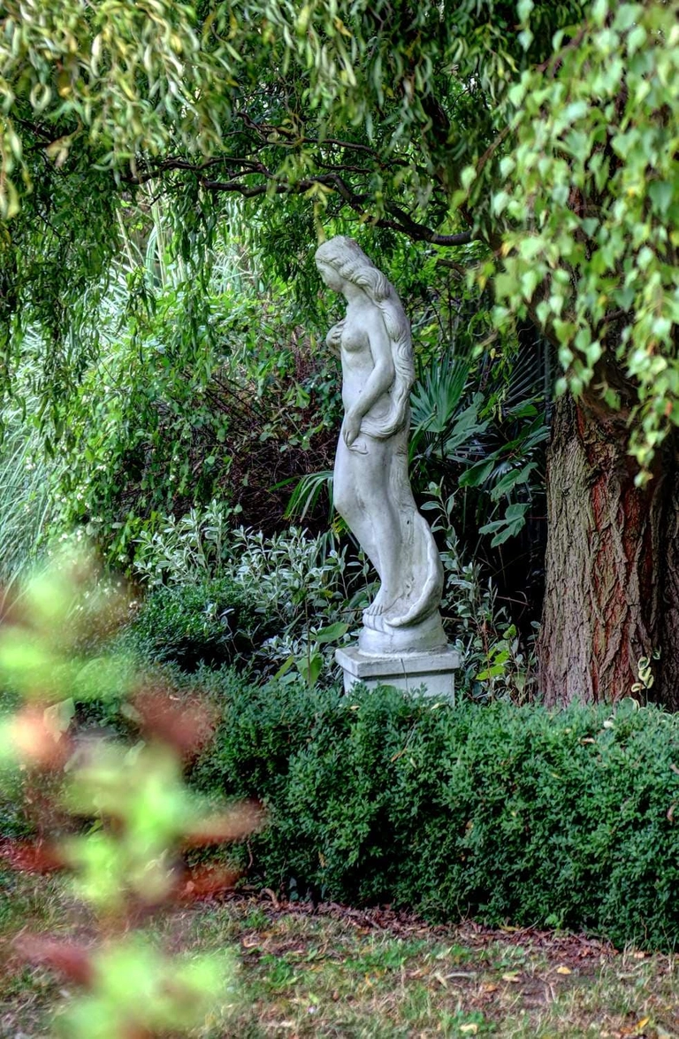 Hotel Grounds