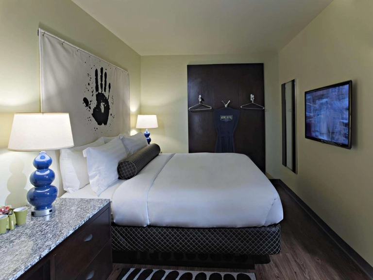 King Suite