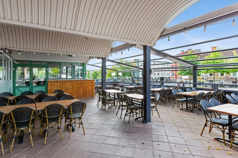 Outside seating BW Hotel Tranas Statt