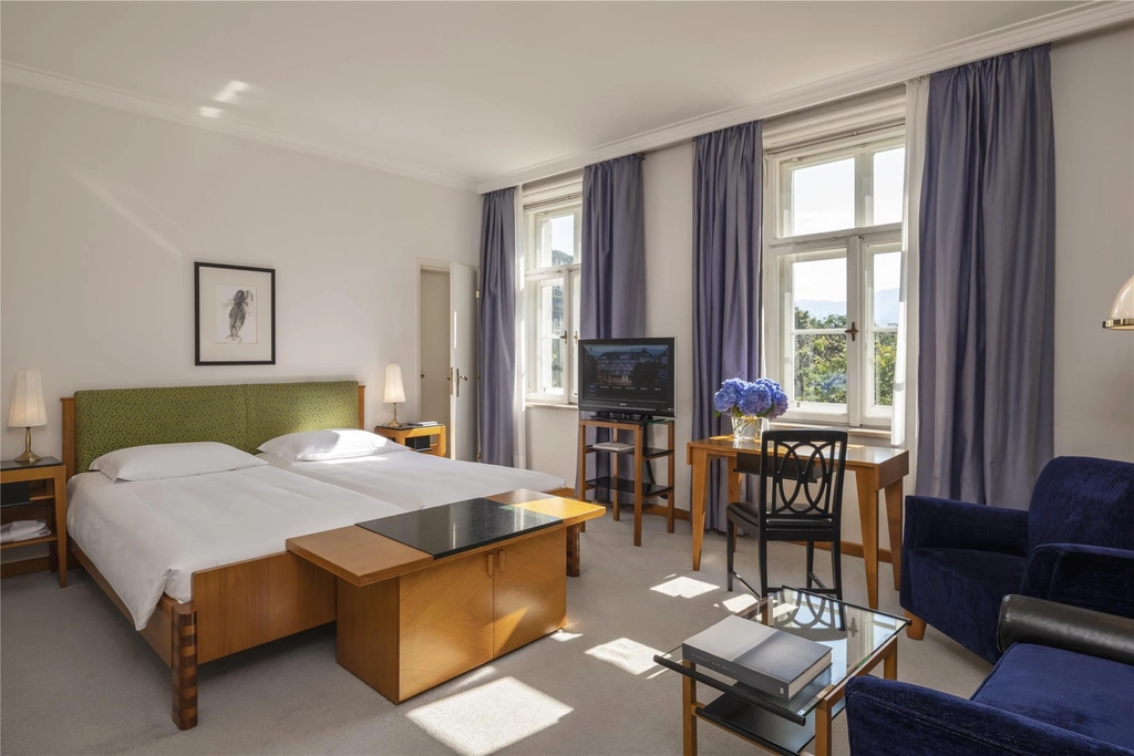 Superior room