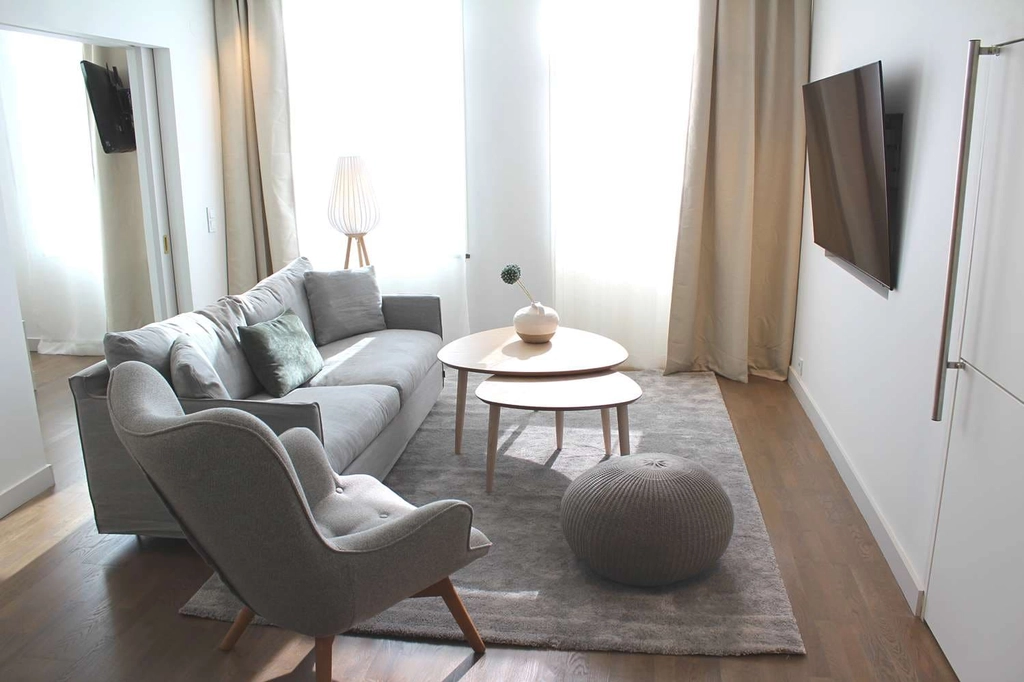 King Suite Livingroom