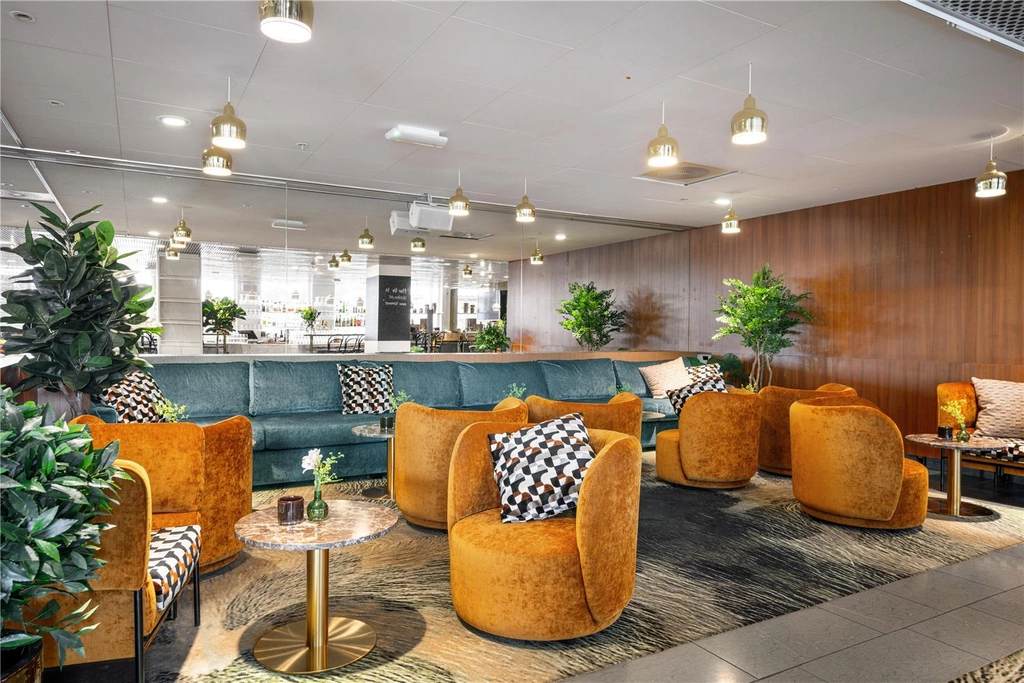Sthlm Bromma restaurant lounge