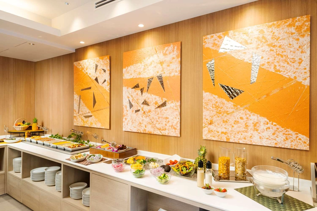 Buffet Line