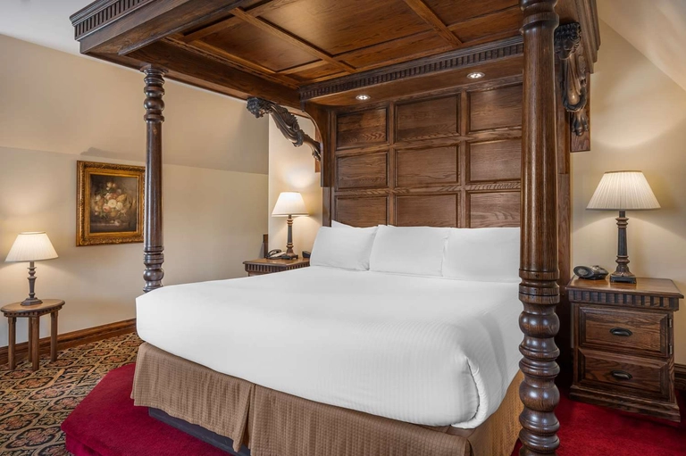 King Suite