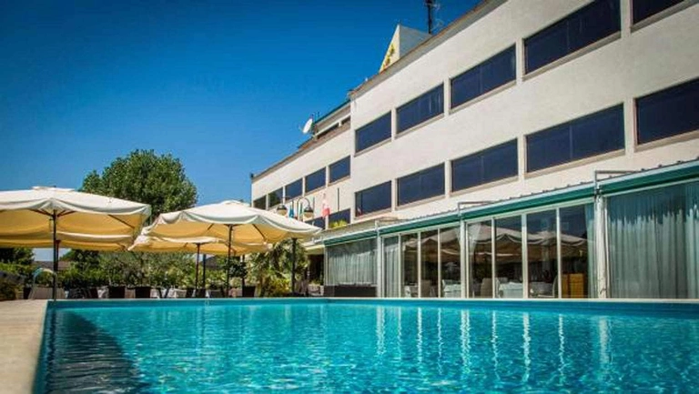 Hotel Exterior and Pool