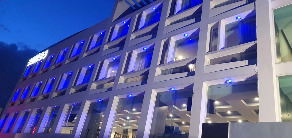 Best Western Plus Metepec & Suites