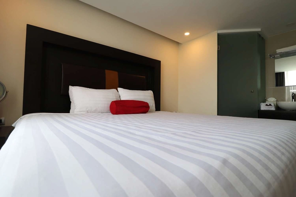 ONE DOUBLE BED