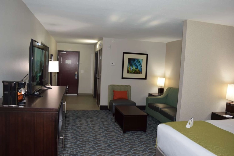 Guest room