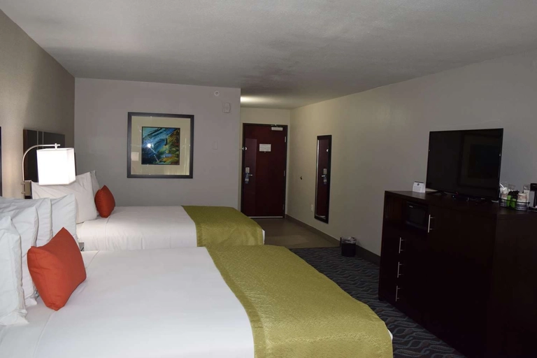 Guest room