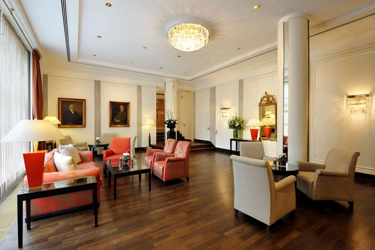 Lobby at Kastens Hotel Luisenhof Hanover
